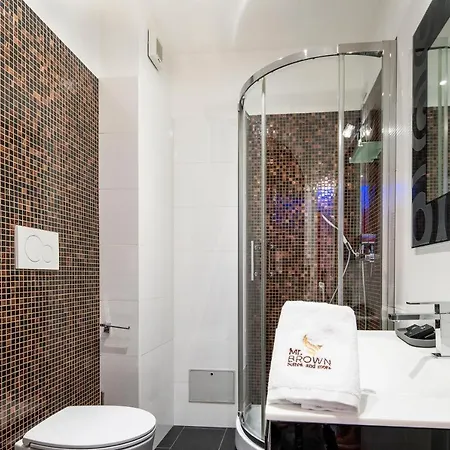 Mr Brown - Eur Appartement
